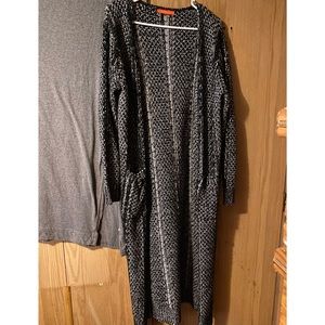 Lulumari Long cardigan with pockets